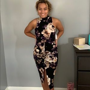 NWT High neck midi dress size small